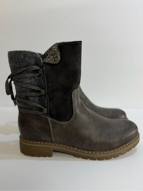 Patrizia Women’s Dawna Grey Multi Faux Leather Boot Size 41 US 10